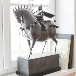 Figurka Dekoracyjna Black Knight 55x72 Cm