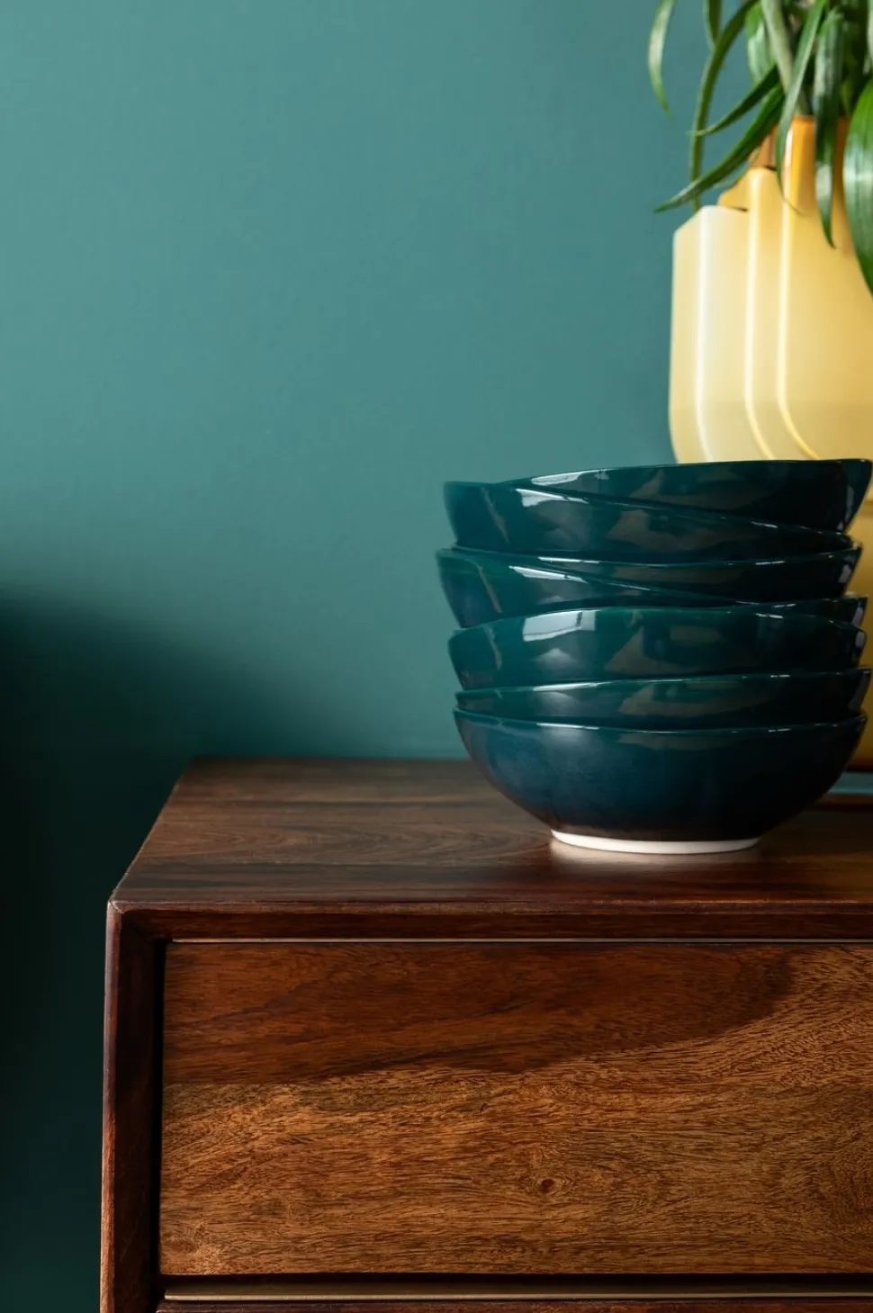 Komoda Ravello 140x68 Cm Mango Brązowa