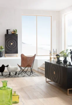 Komoda Wysoka Drewniana Boho Czarno-brązowa 76x140 Cm