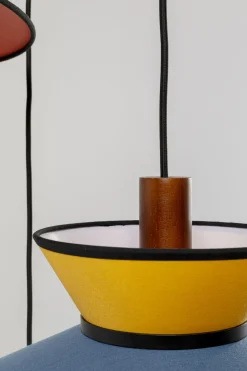 Lampa Wisząca Z Kolorowymi Kloszami Podsufitka Czarna Ø87 Cm