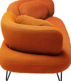 Sofa 2-osobowa Nowoczesna Tapicerka Pomarańczowa Nogi Czarne 182 Cm