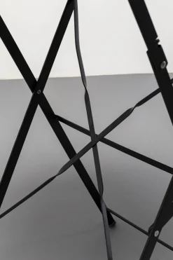 Stół Ogrodowy Mały W Kolorze Czarnym Aluminiowy Ø60 Cm