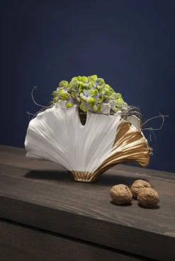 Wazon Dekoracyjny W Kształcie Liścia Miłorzębu Biały 26 X 18 Cm